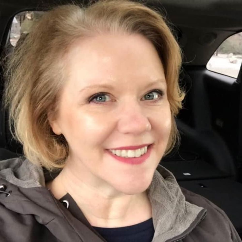 Meet your Posher, Julia